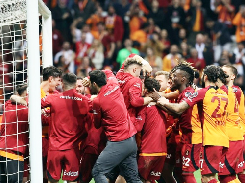 Galatasaray'dan İtalya çıkarması... Müjde verildi: Baştan aşağı değişti
