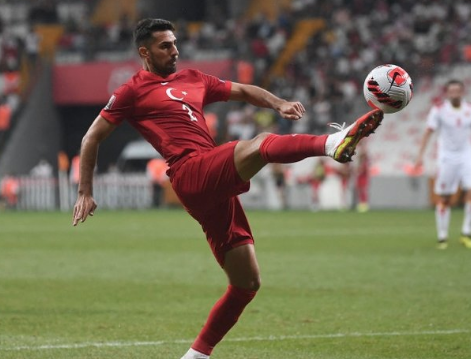 Foto - Galatasaray'dan milli yıldıza yeni teklif! Transferde Şampiyonlar Ligi detayı