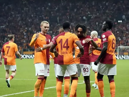 Foto - Galatasaray'dan o yıldıza "bu nasıl sakatlık böyle" hatırlatması: Yok artık dedirten sürpriz...