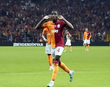 Foto - Galatasaray'dan o yıldıza "bu nasıl sakatlık böyle" hatırlatması: Yok artık dedirten sürpriz...