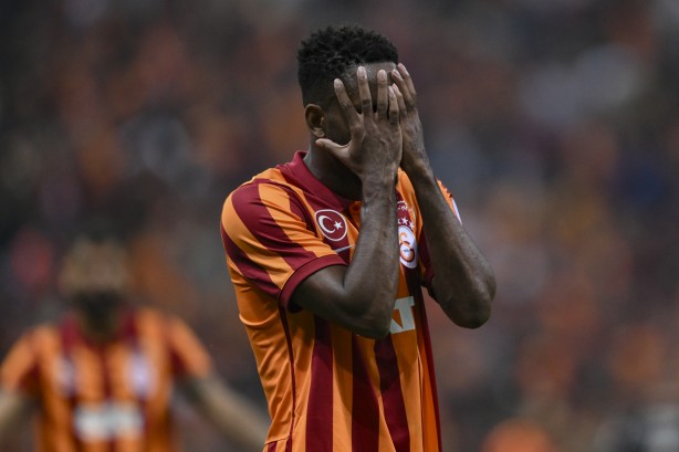 Galatasaray'dan O yıldıza çok kötü haber! İşte bu beklenmiyordu... Flaş sürpriz...