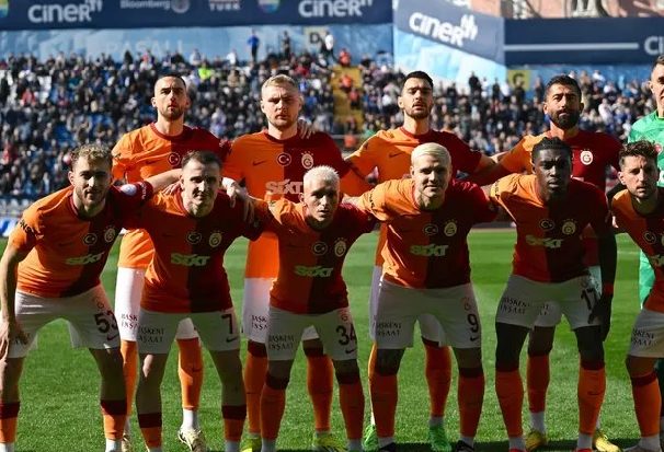 Galatasaray'dan olay hamle geliyor! Okan Buruk öyle bir operasyonu başlattı ki… Cim-Bom herkesi çok fena ters köşeye yatıracak…