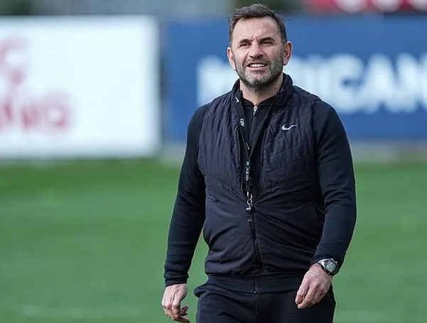 Foto - Galatasaray'dan olay hamle geliyor! Okan Buruk öyle bir operasyonu başlattı ki… Cim-Bom herkesi çok fena ters köşeye yatıracak…