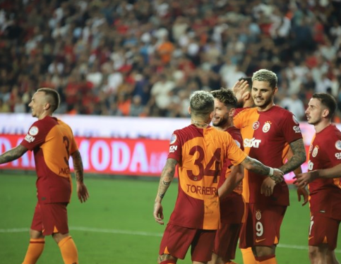 Galatasaray'dan Paris çıkarması! 32 milyon Euro'luk İspanyol: Peş peşe ilan etti...