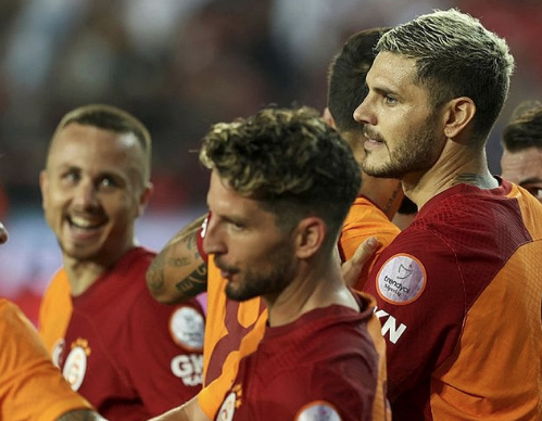 Foto - Galatasaray'dan Paris çıkarması! 32 milyon Euro'luk İspanyol: Peş peşe ilan etti...
