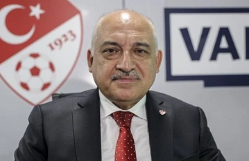 Foto - Galatasaray'dan sürpriz Mehmet Büyükekşi hamlesi! Yer yerinden oynayacak.. Bu da neyin nesi Prag maçı öncesi...