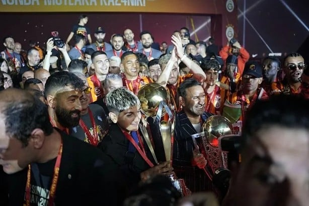 Foto - Galatasaray’dan sürpriz transfer! Eski Beşiktaşlı geliyor...