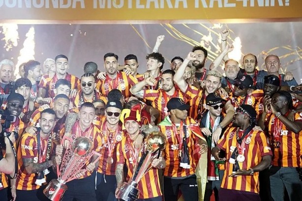 Foto - Galatasaray’dan sürpriz transfer! Eski Beşiktaşlı geliyor...