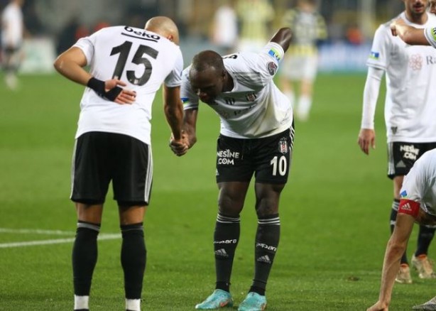 Foto - Galatasaray'dan transfer rövanşı! Beşiktaş'ın eski futbolcusu imza atacak