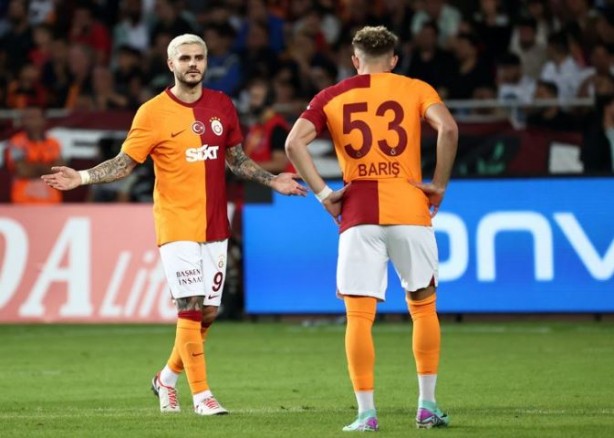 Foto - Galatasaray'dan transfer rövanşı! Beşiktaş'ın eski futbolcusu imza atacak