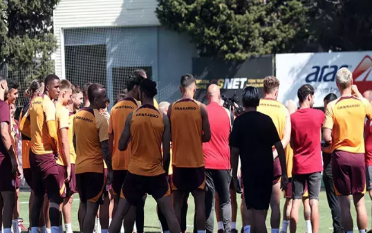 Galatasaray’dan yılın değil, yüzyılın transfer hamlesi! Cim-Bom'dan ilginç çıkış...