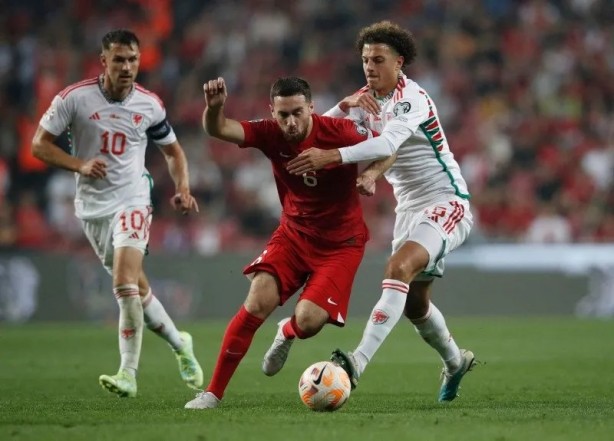 Foto - Galatasaray’dan yılın sürprizi! Transferin son gününde ters köşe: Milli yıldız kiralanacak…