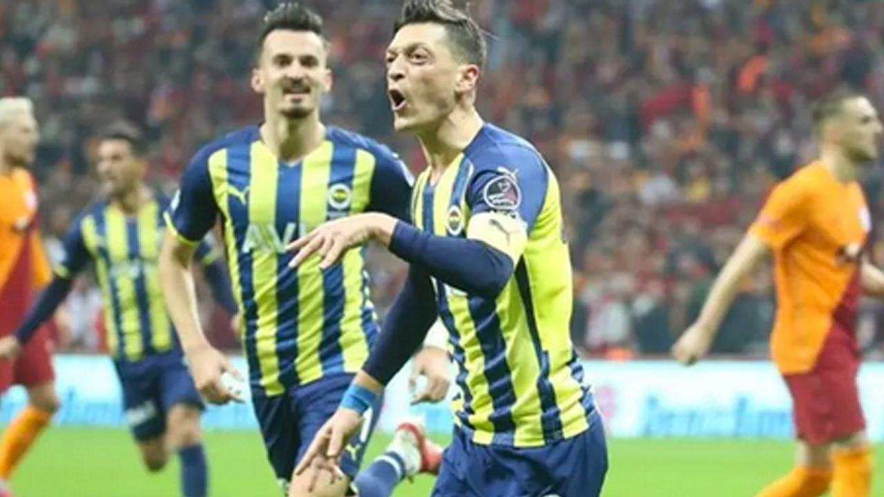 Foto - Galatasaray’ı çıldırtacak çıkış bakın kimden geldi! Mesut Özil'den çok konuşulacak derbi tahmini! 