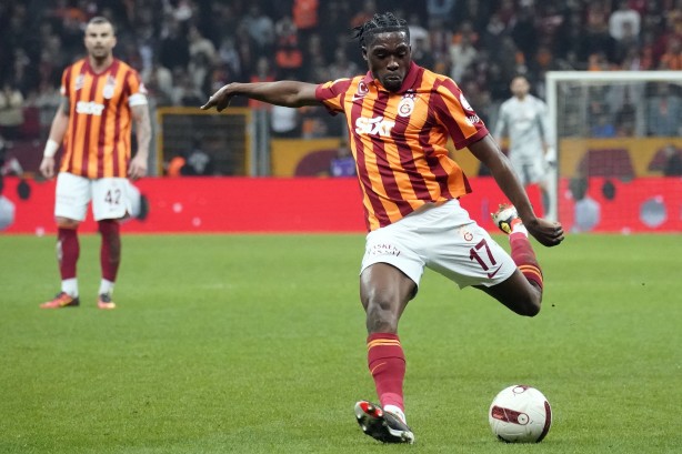 Foto - Galatasaray’ı karıştıran O oyuncu! Ruhsuz! Kriz ayyuka çıktı artık…