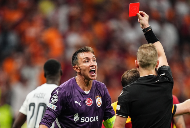 Foto - Galatasaray'ı sallayan gelişme! Rekor ceza kapıda! Artık yaş kemale erince işte...