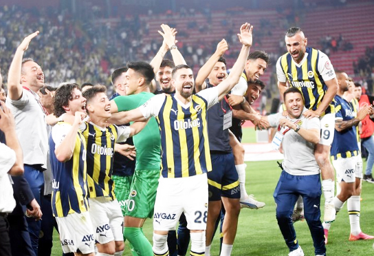 Foto - Galatasaray'ı şampiyon yapmıştı… Şimdi Fenerbahçe'ye imza atıyor! Devini satın alacak.. Bomba tahmin