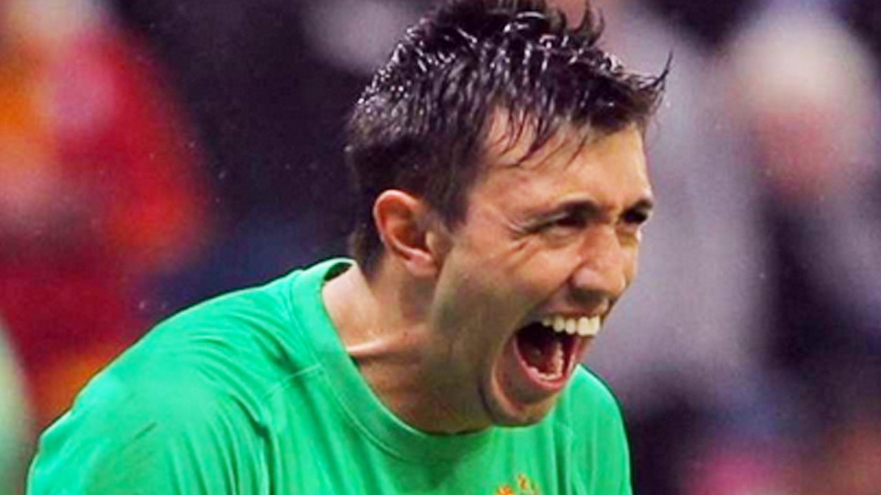 Galatasaray’ı sarsacak gelişme: Bir efsanenin sonu: Sebebi: Ailevi sorunlar... Yerine gelecek isim şimdiden belli