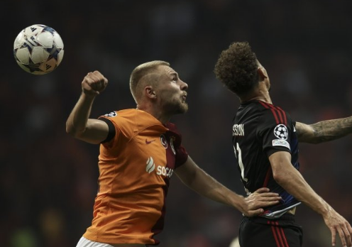 Foto - Galatasaray'ın başına talih kuşu kondu! İngiliz devi resmen geliyor...