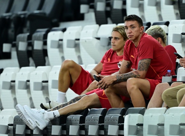 Foto - Galatasaray’ın efsane isminden flaş iddia! Ben iki tane de yumurtladım zaten…