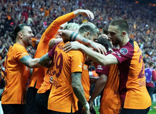 Foto - Galatasaray'ın eski aşkı alevlendi! Alımını resmen başlattı: Belli oldu: Cimbom'dan transferde ters köşe