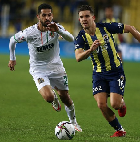 Foto - Galatasaray'ın eski yıldızı Fenerbahçe'ye! Bunu kimse beklemiyordu