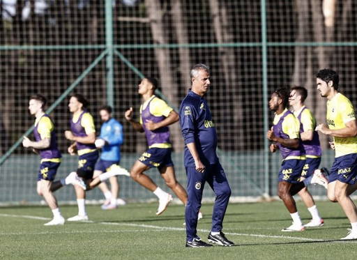 Foto - Galatasaray'ın eski yıldızı Fenerbahçe'ye! Bunu kimse beklemiyordu
