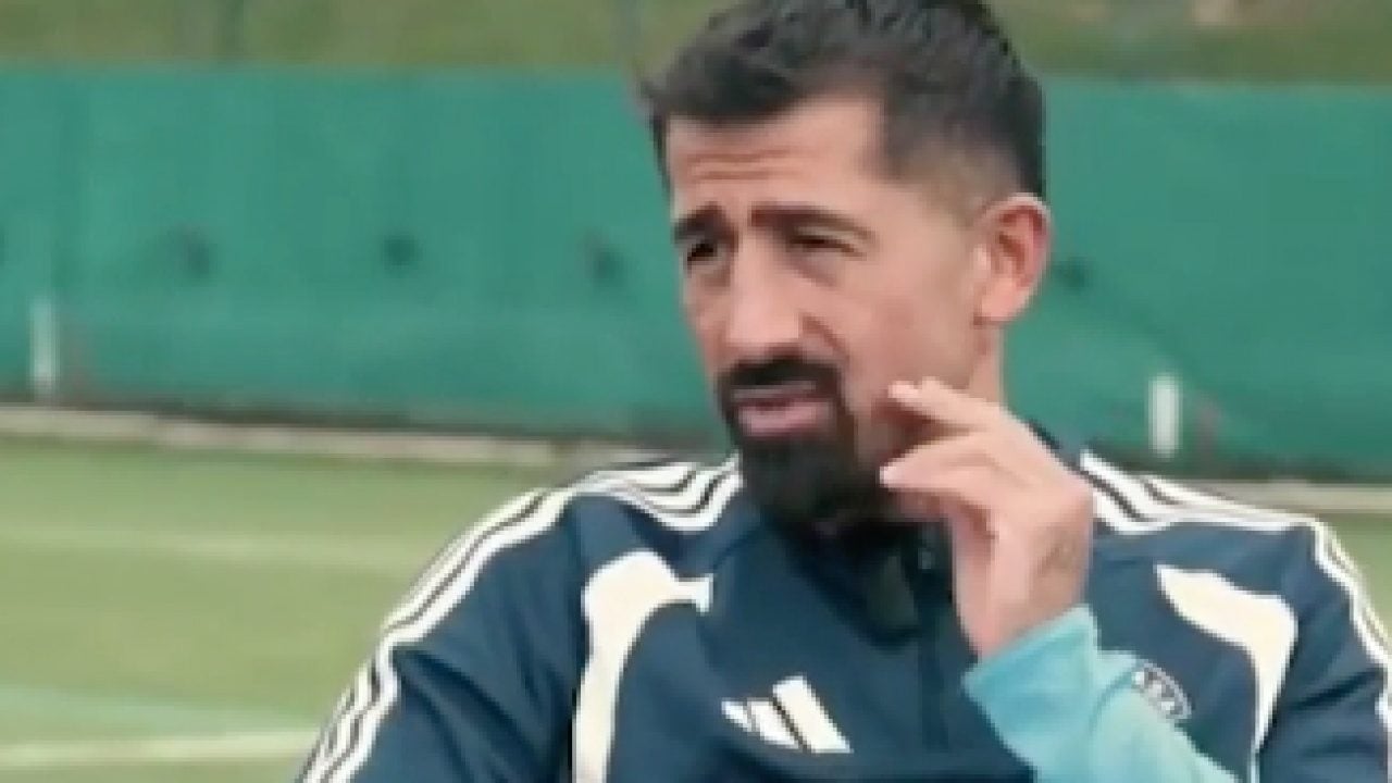 'Galatasaray'ın şampiyonluklarının sebebi ne?' sorusuna Kerem Demirbay'dan olay cevap gelmişti! Galatasaray medyası lince başladı...