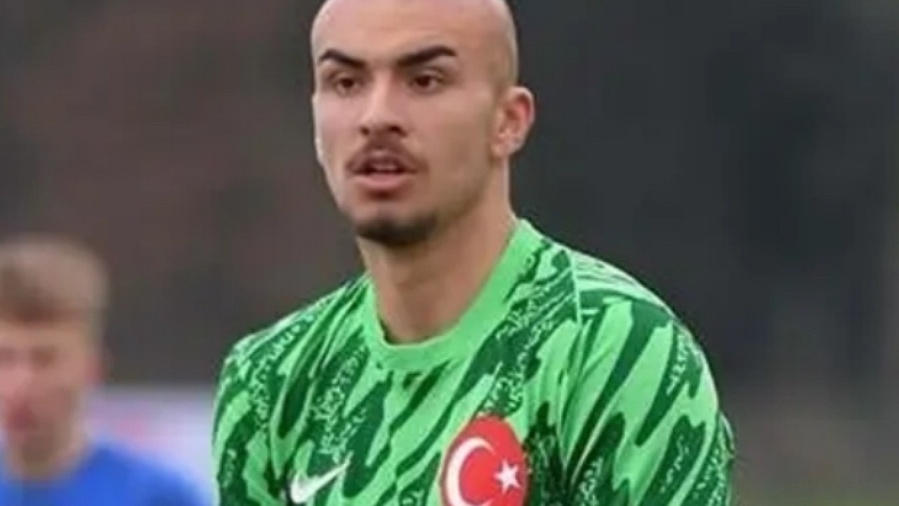 Foto - Galatasaray’ın transfer ettiği kalecinin yaşını duyanlar kulaklarına inanamadı! "Hadi canım" diyeceksiniz