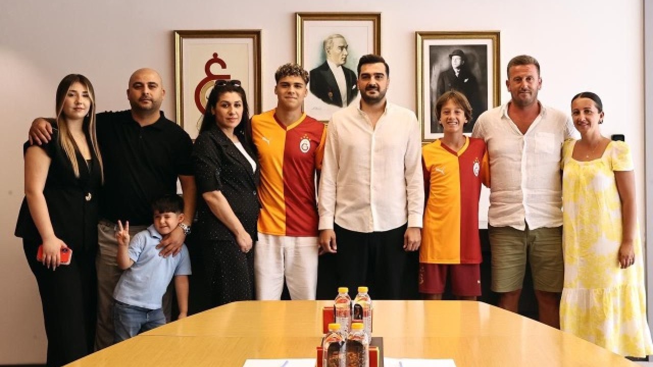 Foto - Galatasaray’ın transfer ettiği kalecinin yaşını duyanlar kulaklarına inanamadı! "Hadi canım" diyeceksiniz