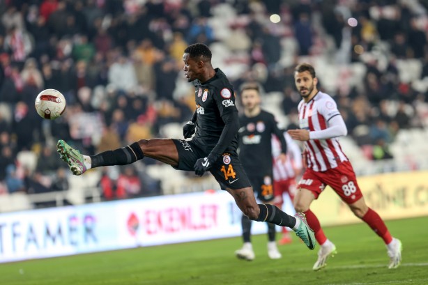 Foto - Galatasaray'ın transfer hatasını açıkladı: Patır patır bu olmaya başladı: Açık açık tehdit etti: Gelişme depreme yol açtı…