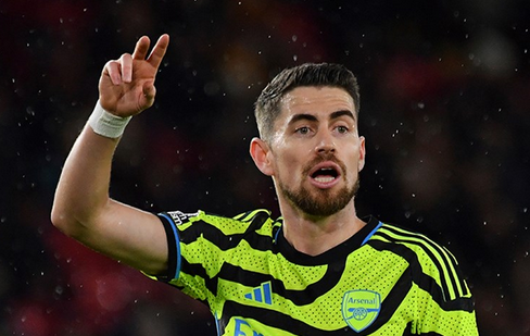 Foto - Galatasaray'ın transferine resmen taş koydu: İngiltere’de Aslan depremi: İşte bunu beklemiyorlardı…