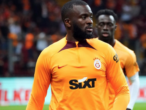 Galatasaray'ın yıldızı ile ilgili o iddia ortalığı ayağa kaldırmıştı! Ve flaş açıklama az önce geldi! Şimdi ne olacak?