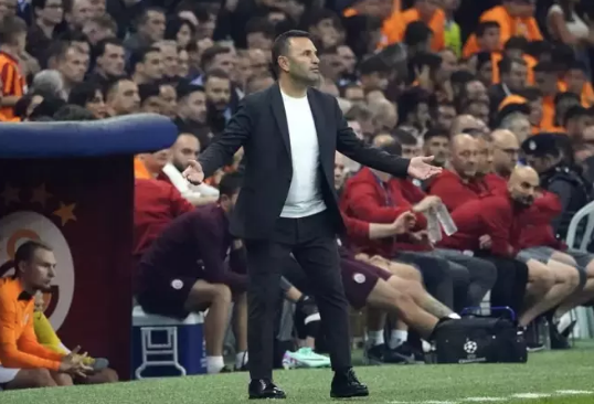 Galatasaray'ın yıldızı ile ilgili olay itiraf geldi! Bu gelişme Cim-Bom'da tedirginliğe sebep olacağı kesin...