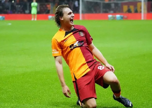 Foto - Galatasaray'ın yıldızına büyük şok! Arda Güler ile kıyaslanıyordu... Ve şimdi artık kulüpsüz!