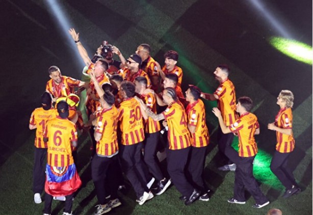 Foto - Galatasaray’ın yıldızından taraftara şok sözler! Size yazıklar olsun!