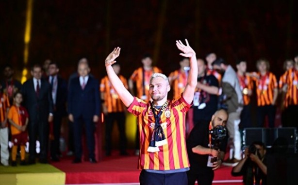 Foto - Galatasaray’ın yıldızından taraftara şok sözler! Size yazıklar olsun!