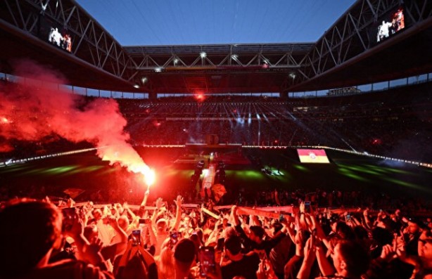 Foto - Galatasaray’ın yıldızından taraftara şok sözler! Size yazıklar olsun!