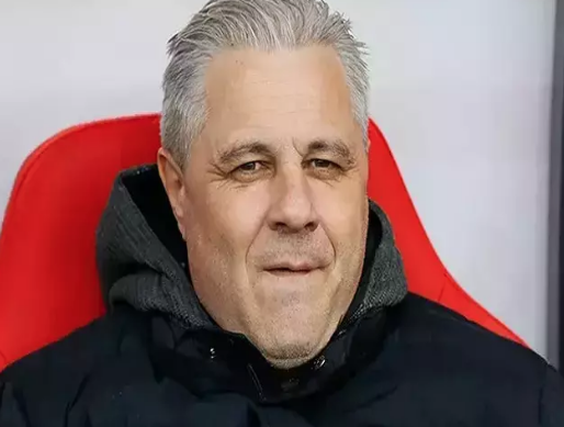 Galatasaraylı oyuncuyu gönderiyor! Marius Sumudica geldiği gibi bir yıldızın biletini kesti, yerine istediği isim...