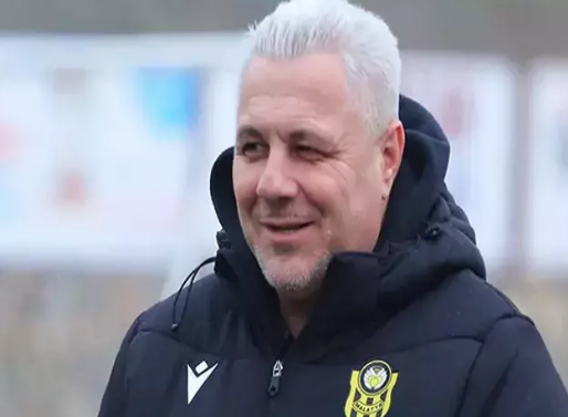 Foto - Galatasaraylı oyuncuyu gönderiyor! Marius Sumudica geldiği gibi bir yıldızın biletini kesti, yerine istediği isim...