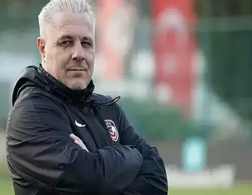 Foto - Galatasaraylı oyuncuyu gönderiyor! Marius Sumudica geldiği gibi bir yıldızın biletini kesti, yerine istediği isim...