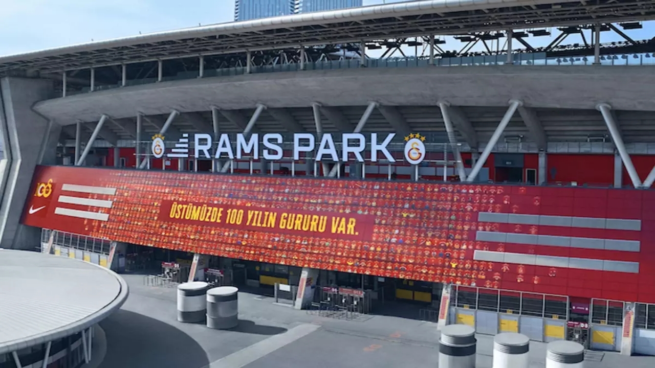 Foto - Galatasaraylı taraftarlar kahrolacak! "Bitti" denilen transfer yattı