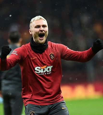 Foto - Galatasaraylı yönetici 'konuştum' diyerek Türkiye'ye müjdeledi: Yıldız oyuncu imzayı atıyor! Tam 30 milyon Euro...