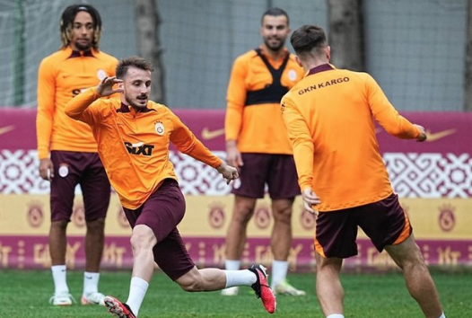 Foto - Galatasaraylı yönetici 'konuştum' diyerek Türkiye'ye müjdeledi: Yıldız oyuncu imzayı atıyor! Tam 30 milyon Euro...