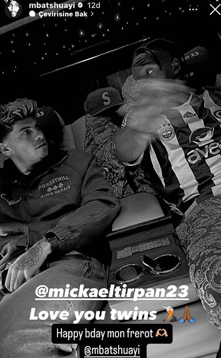 Foto - Galatasaraylılar küplere bindi! Batshuayi'den olay paylaşım