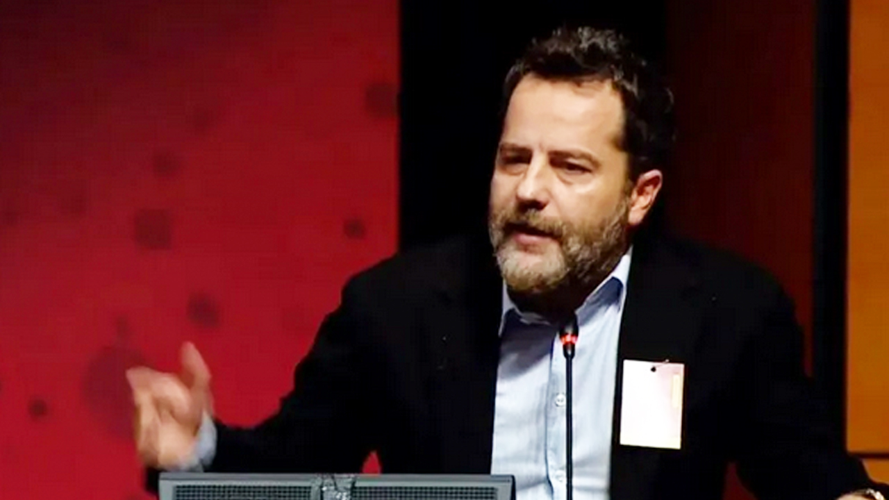 Galatasaraylılar peşinde! Galatasaray’ı ayağa kaldıran Erden Timur’dan çözüm süreci çıkışı!