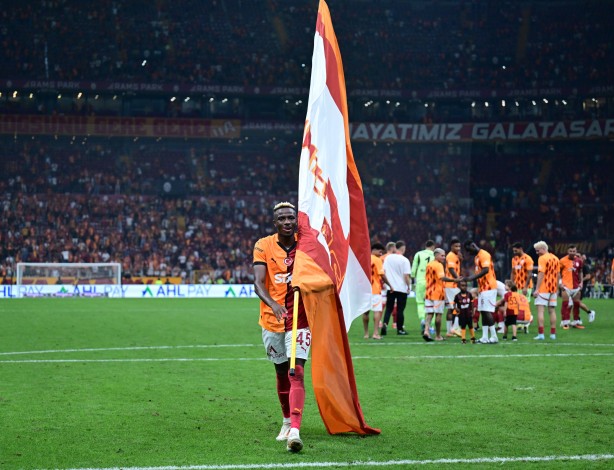 Foto - Galatasaraylılar şokta! Sürpriz adımı: Osimhen Almanya yolcusu: Nijeryalı kararı…