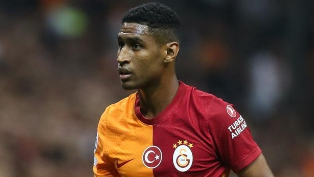 Foto - Galatasaraylıları çıldırtacak haberi verdi! Resmen saç baş yolacaklar! Yazıklar olsun 