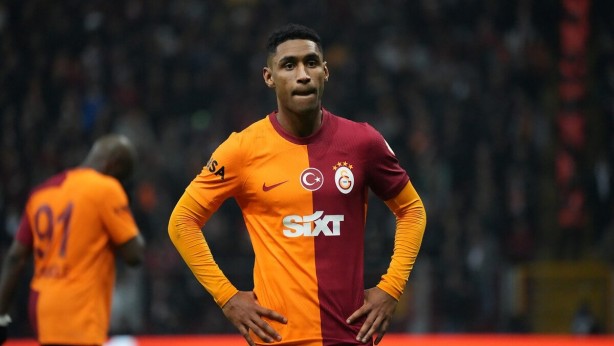 Foto - Galatasaraylıları çıldırtacak haberi verdi! Resmen saç baş yolacaklar! Yazıklar olsun 