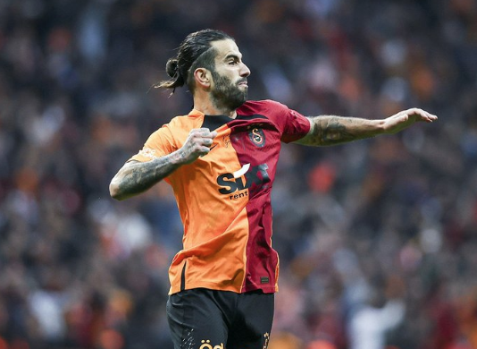 Foto - Galatasaraylıları ilgilendiren bomba karar! Yüzde 90'a kadar çıkacak… Her gün yeni bir taktik! 