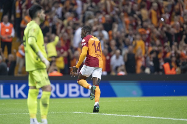 Foto - Galatasaraylıları küplere bindirecek gelişme! Az önce ilan ettiler: Okan Buruk'tan şaşırtan hamle...